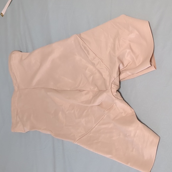 Control under bra shapeware - Picture 6 of 6